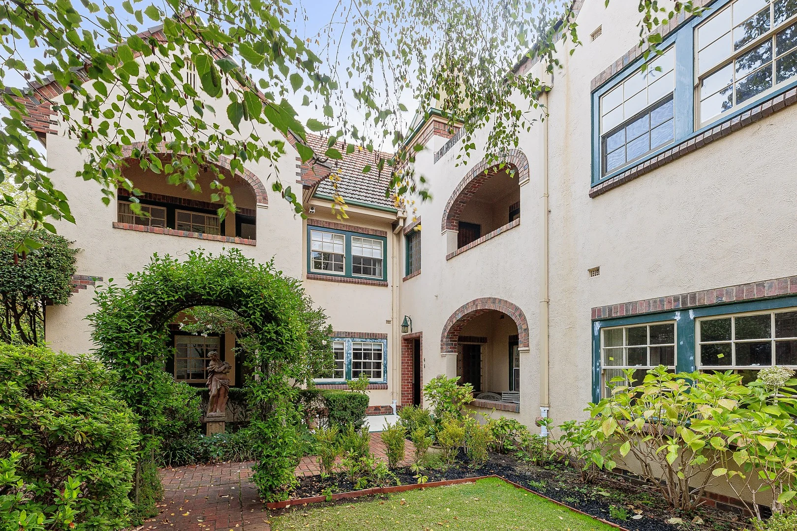 6/340 Cotham Road, Kew VIC 3101