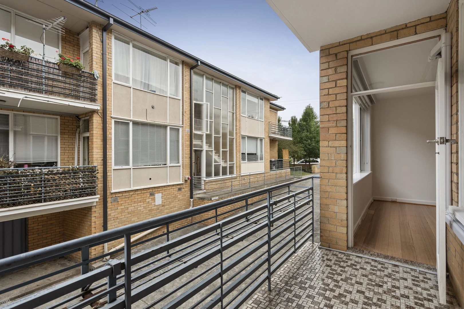 Additional image 4 of 11/647 Inkerman Road, Caulfield North VIC 3161