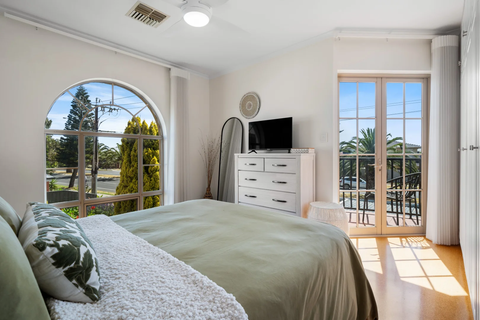 Additional image 7 of 1/123 Military Road, Tennyson SA 5022