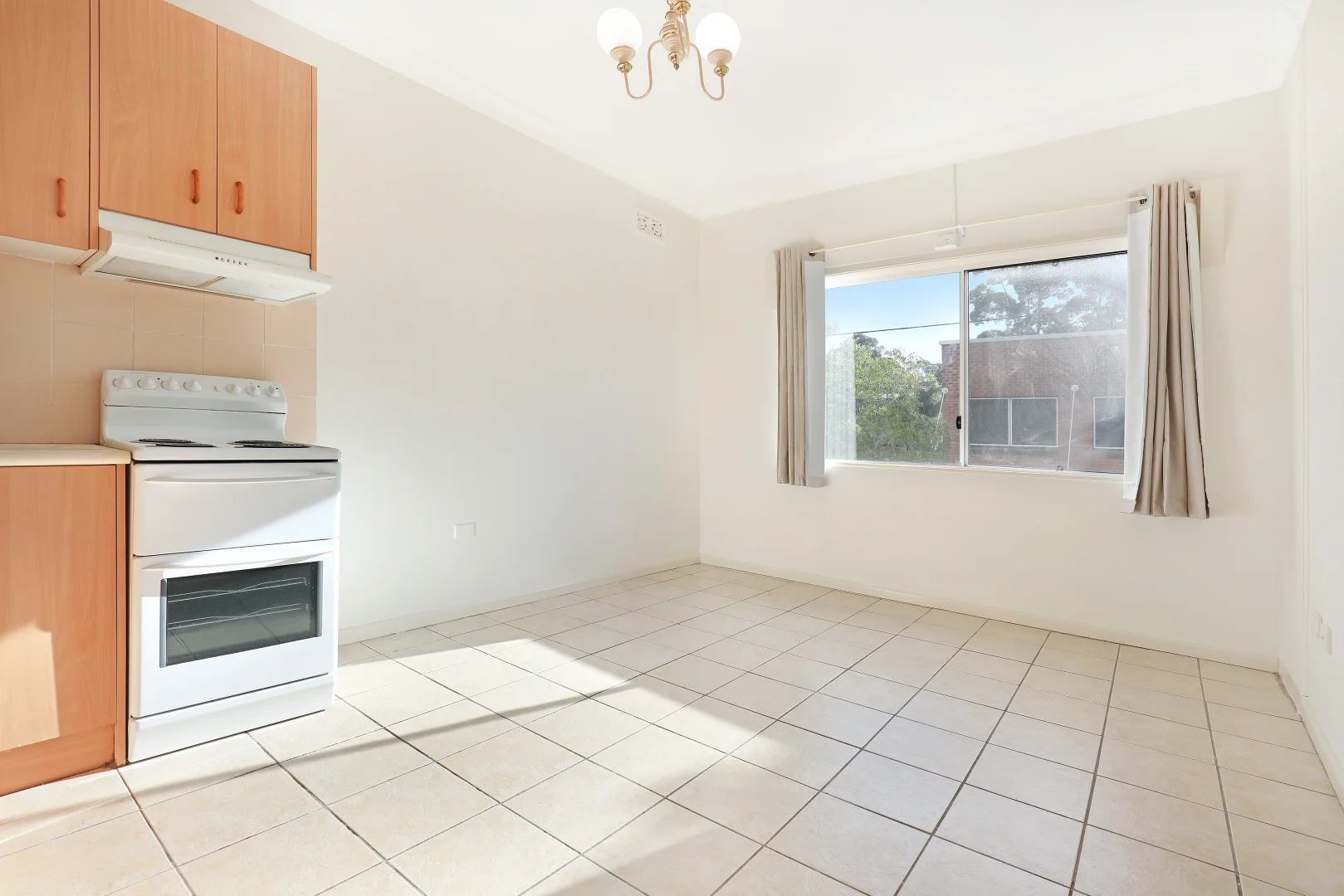 Additional image 2 of 2b/215 Gipps Road, Keiraville NSW 2500