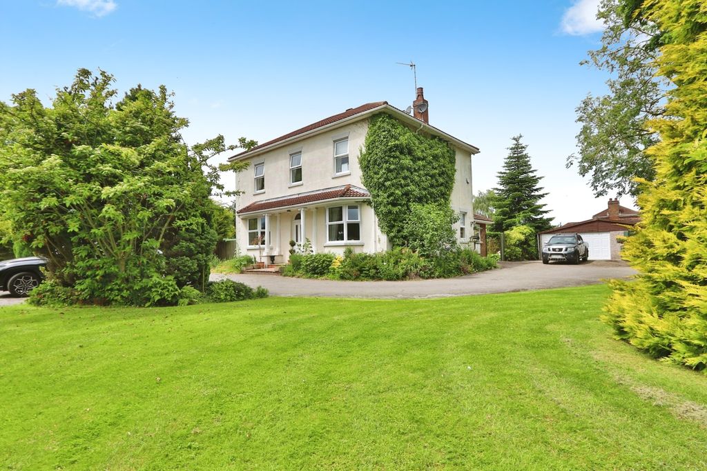 Additional image 18 of 4 bed detached house for saleGanstead Lane, Ganstead, Bilton, Hull HU11