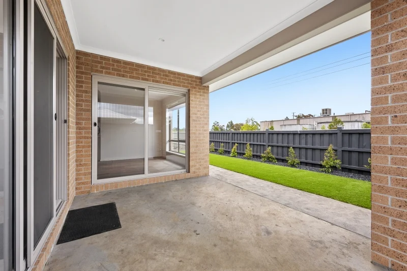 Additional image 10 of 72 Cinnamon Drive, Lake Gardens VIC 3355