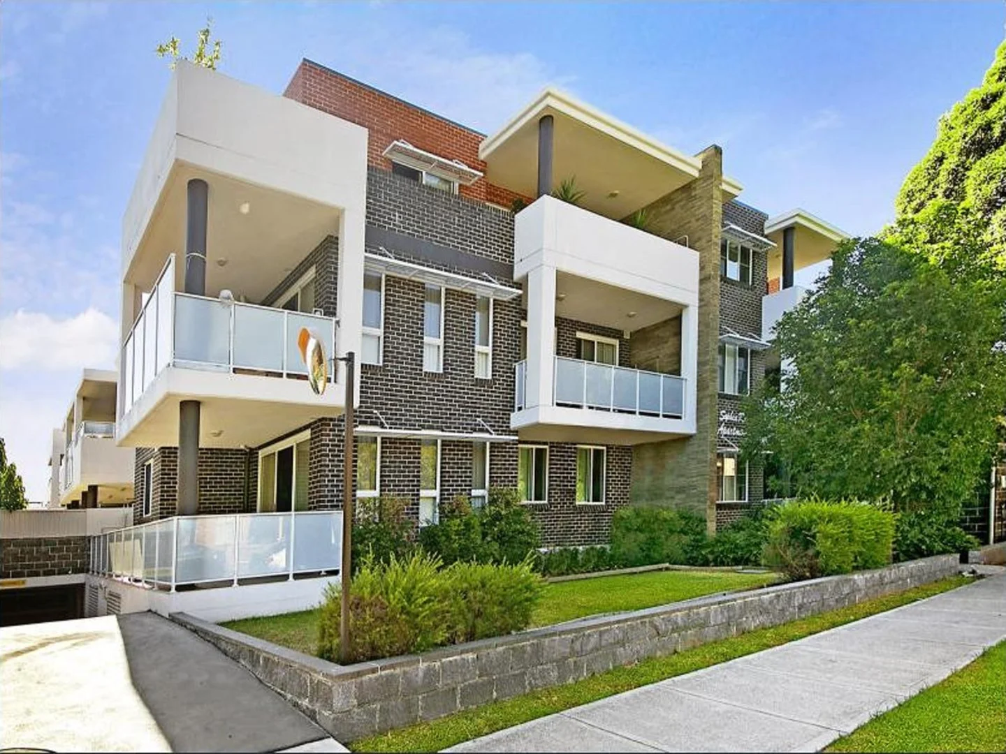 Additional image 6 of 10/10 Hampden Street, Beverly Hills NSW 2209
