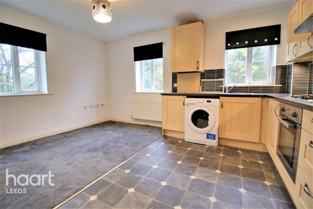 Brackenhill Mews, Bradford photo 3
