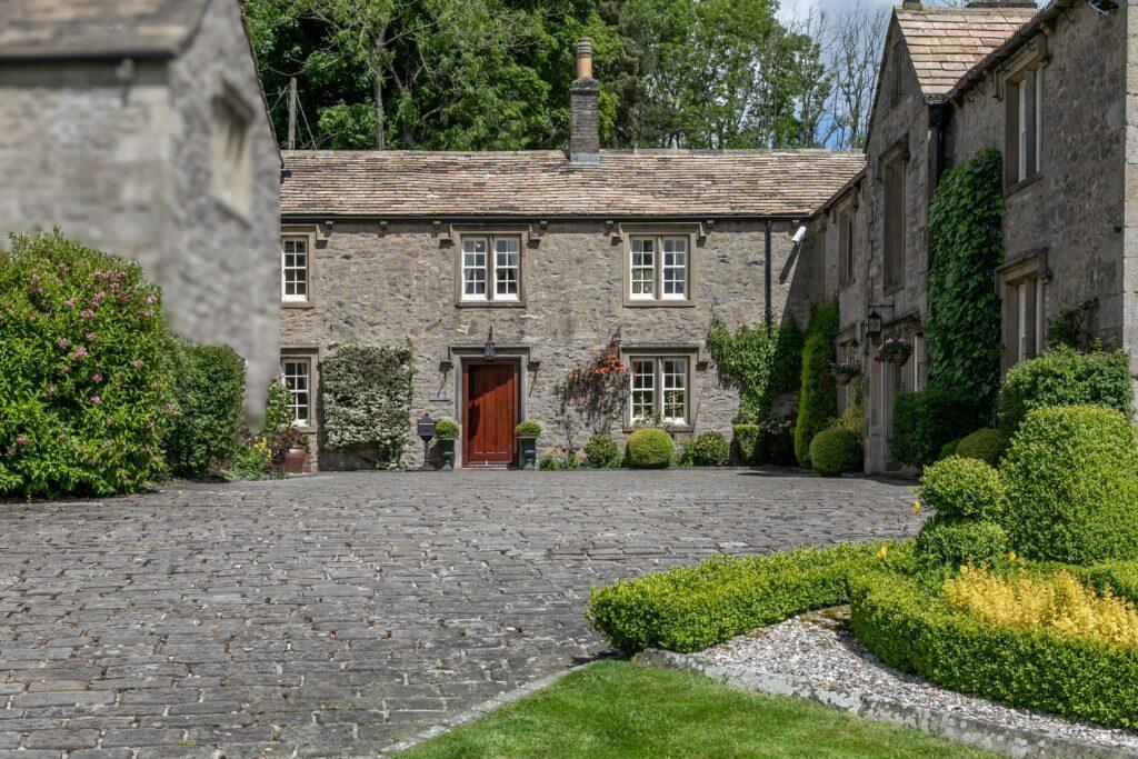 Additional image 62 of Manor House for Sale – Stainton Cotes, Coniston Cold, Skipton, BD23 4EN