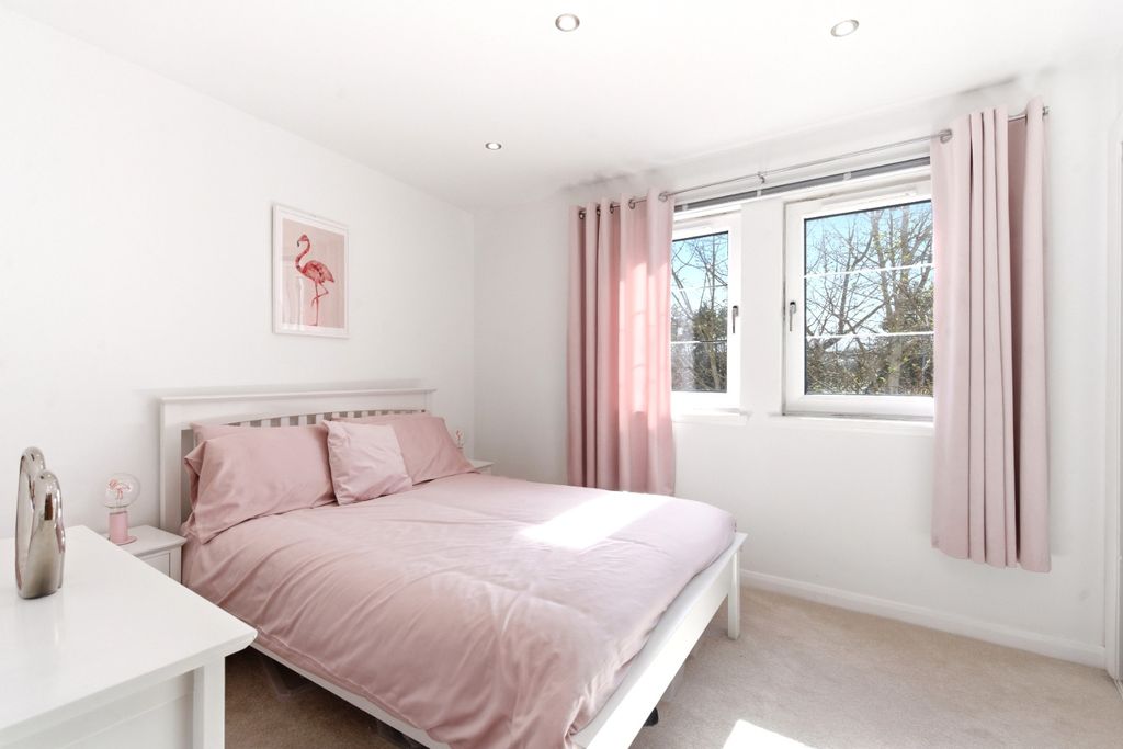 Additional image 15 of 2 bed flat for saleKaims Terrace, Livingston EH54