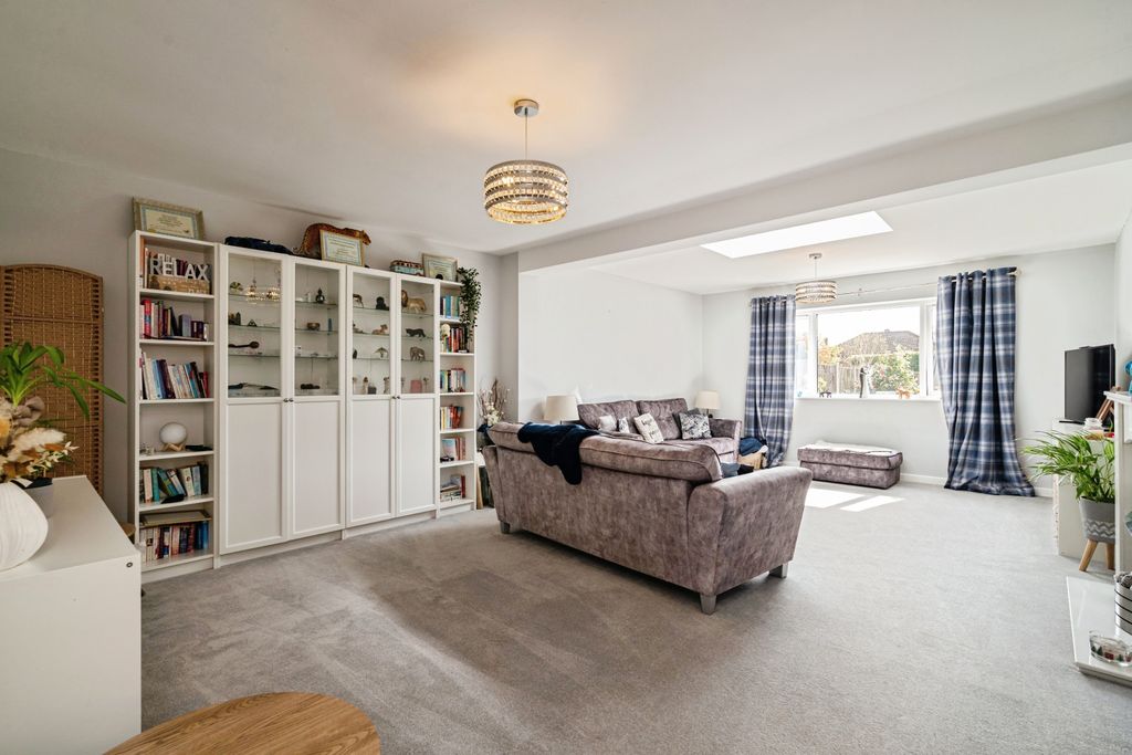Additional image 4 of 3 bed bungalow for saleGrove Avenue, Norwich NR5