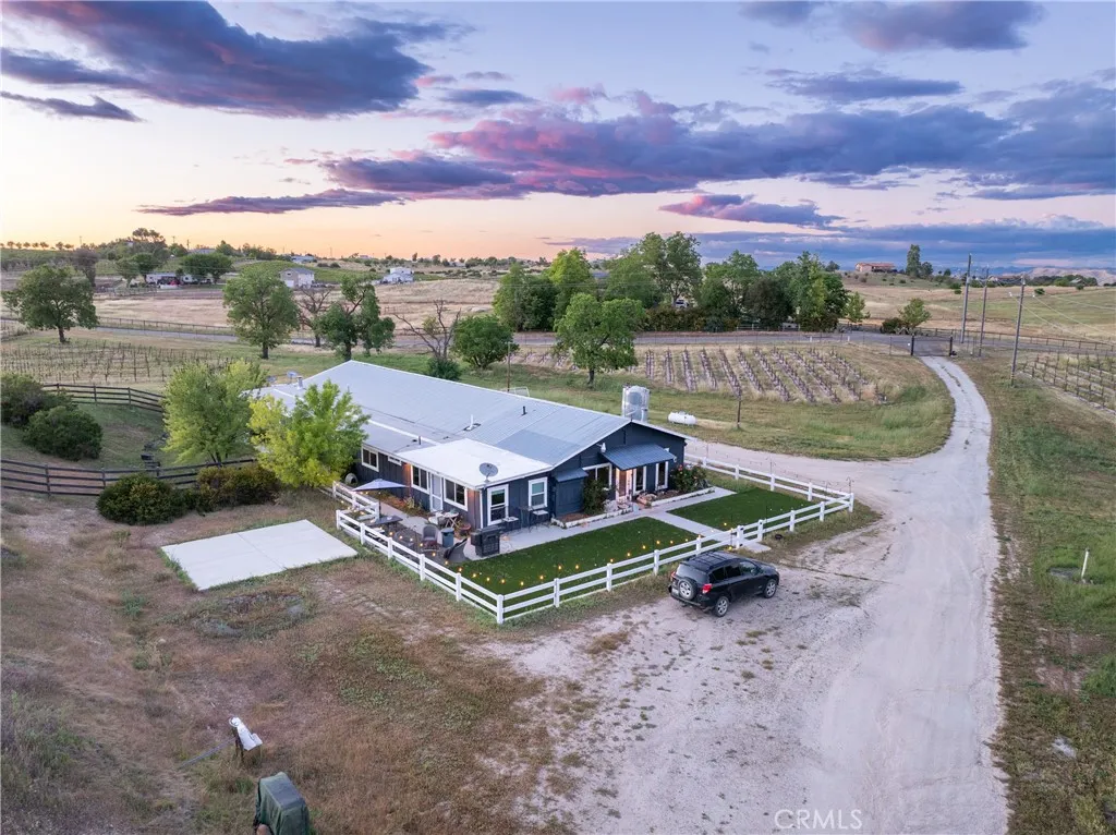 Additional image 60 of 2325 Bella Tierra Pl, Paso Robles, CA 93446