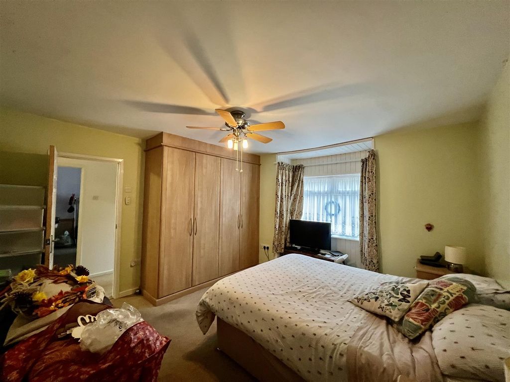 Additional image 10 of 3 bed detached bungalow for saleWaunhwyad Lane, Glanamman, Ammanford SA18