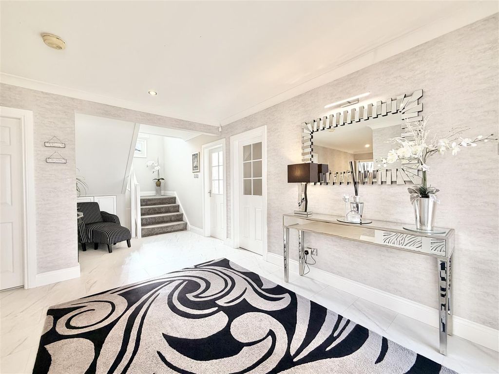 Additional image 2 of 5 bed detached house for saleSilverbirch Grove, Quarter, Hamilton ML3
