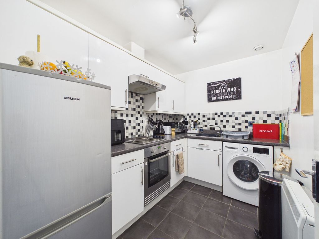 Additional image 5 of 3 bed flat for saleWest Wellhall Wynd, Hamilton ML3