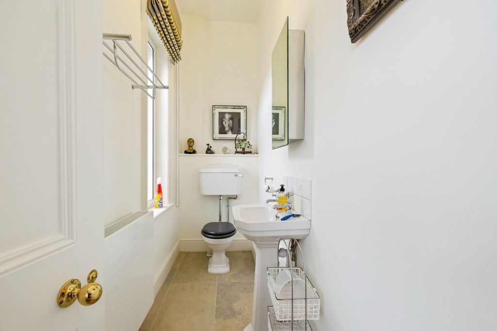 Additional image 13 of 2 bed flat for saleNewport, Lincoln LN1