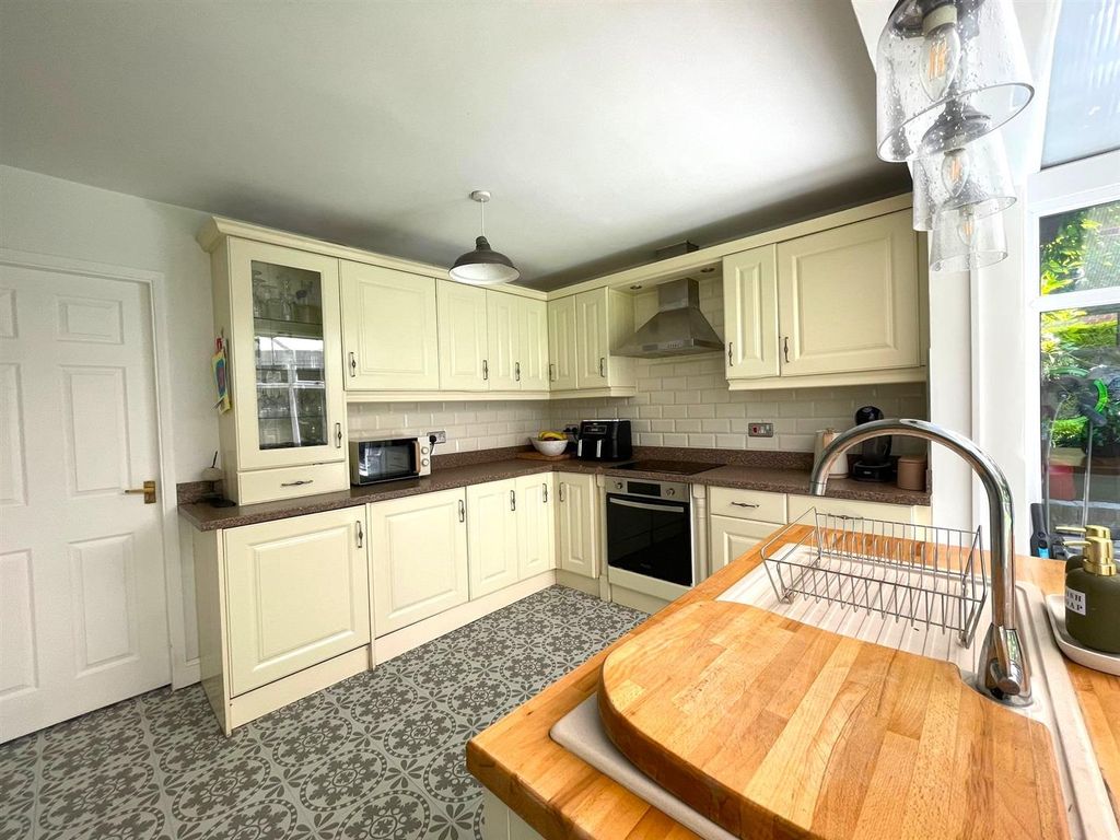 Additional image 6 of 4 bed detached house for saleCastle Park, Aldbrough, Hull HU11