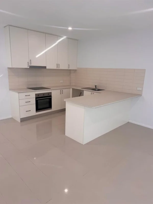 Additional image 2 of 1/19 Lake Street, Budgewoi NSW 2262