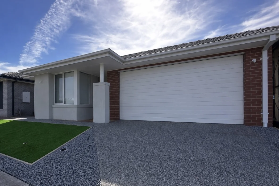 Additional image 2 of 8 Platinum Way, Fraser Rise VIC 3336