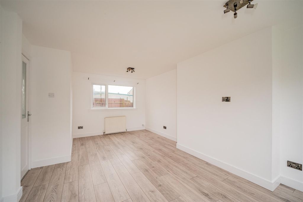 Additional image 2 of 2 bed end terrace house for saleBalunie Place, Dundee DD4