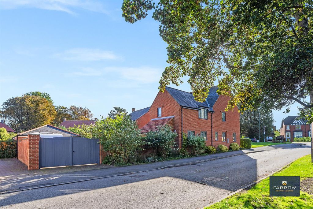 Additional image 35 of 4 bed detached house for saleStation Road, Great Coates, Grimsby DN37