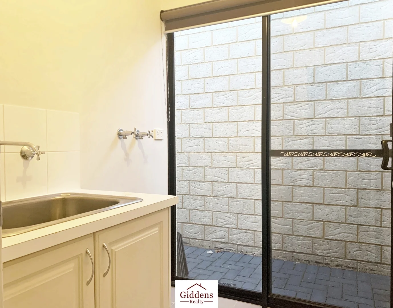 Additional image 12 of 1/113 Amherst Rd, Canning Vale WA 6155