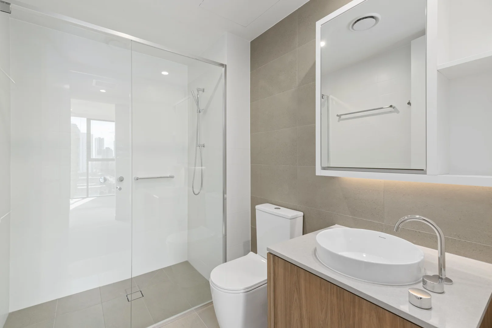 Additional image 8 of 1002/43 Peerless Avenue, Mermaid Beach QLD 4218