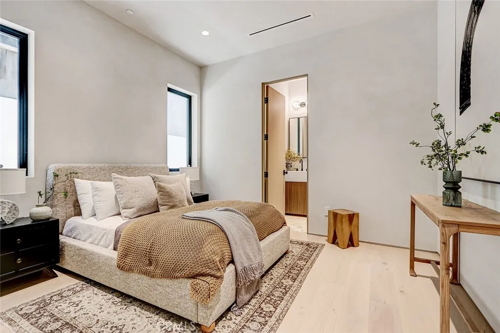 Additional image 119 of 1404 Manhattan Ave, Manhattan Beach, CA 90266