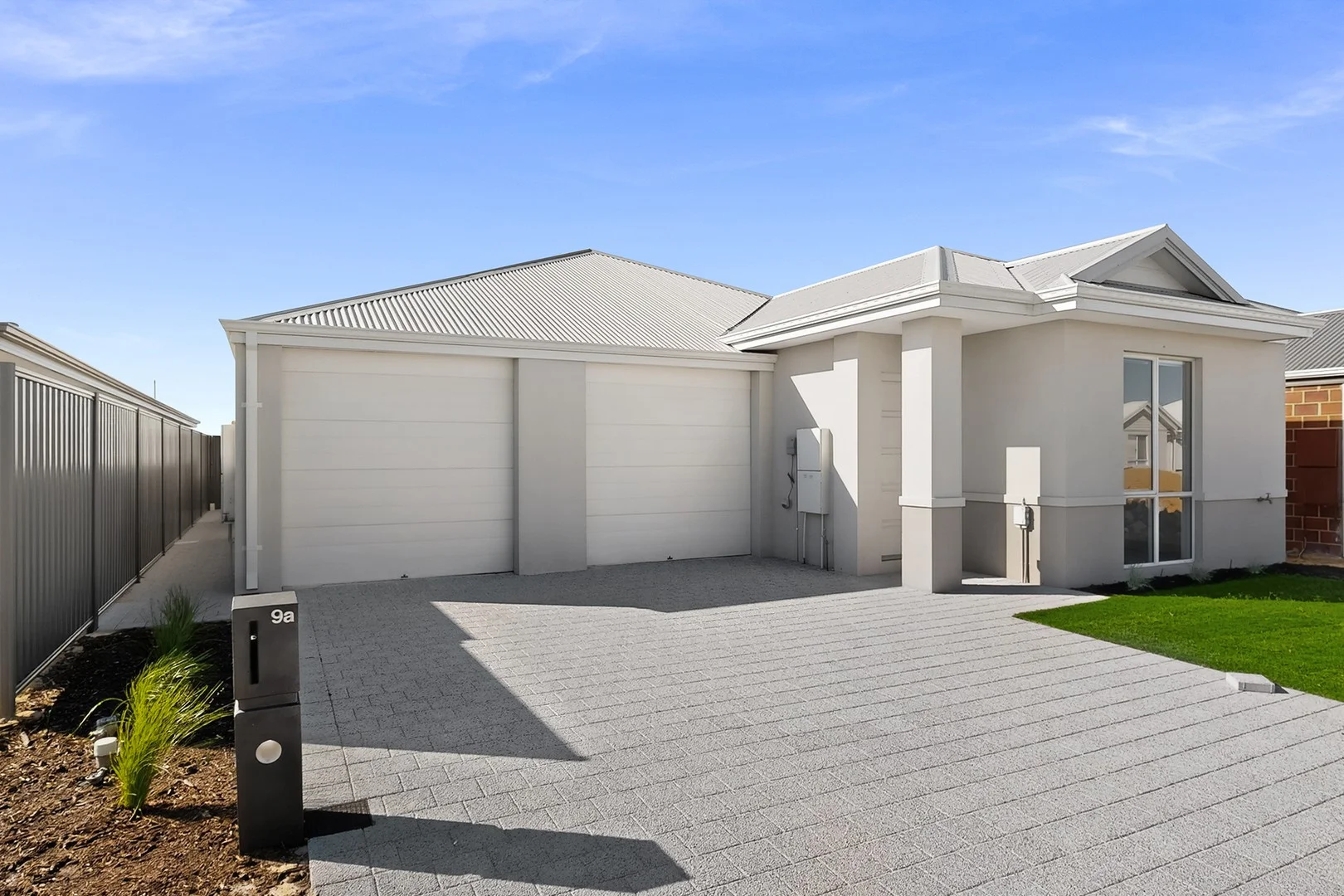 9 Kembla Wy, Lakelands WA 6180