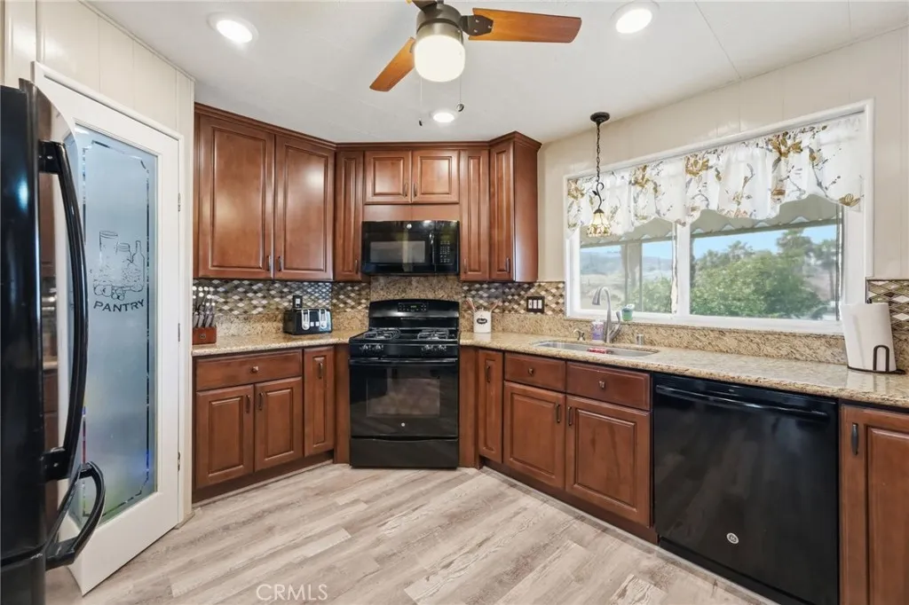 Additional image 13 of 15181 Van Buren Boulevard Unit 85, Riverside, CA 92504