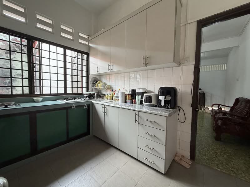 Sembawang Road / Gambas Ave photo 3