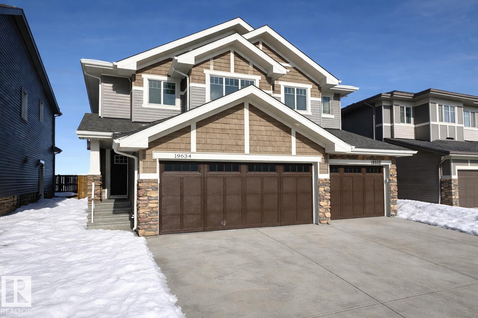 19634 29 AV NW