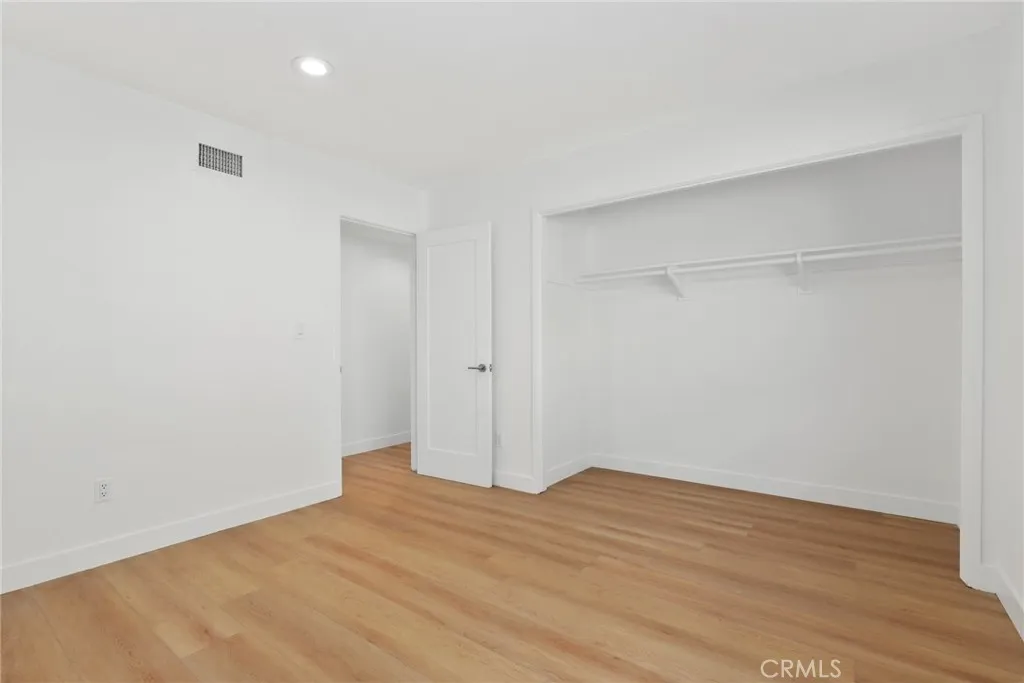 Additional image 18 of 23312 Ostronic Dr, Woodland Hills, CA 91367