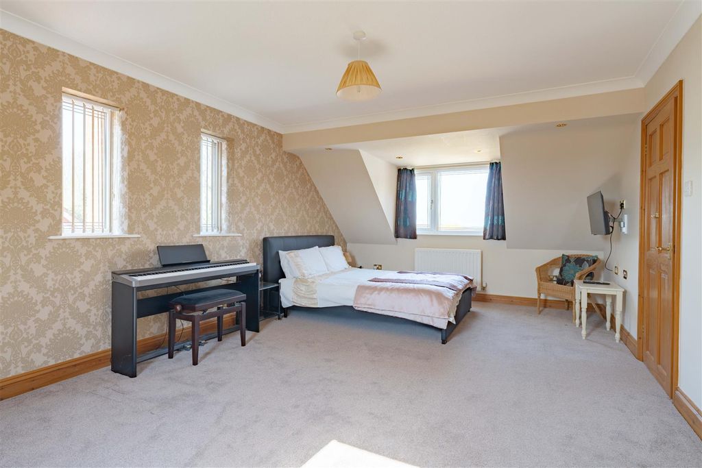 Additional image 24 of 4 bed detached house for saleGlebe Lane, Lower Harlestone, Northampton NN7