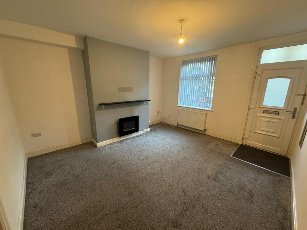 Rydal Street, Keighley photo 3