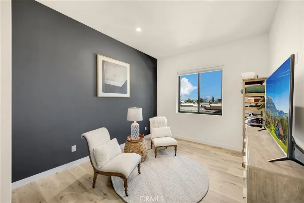 Additional image 89 of 756 W 19th Street Unit B, Costa Mesa, CA 92627
