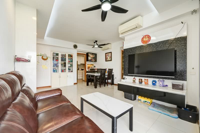 21 Tampines Central 7 photo 5