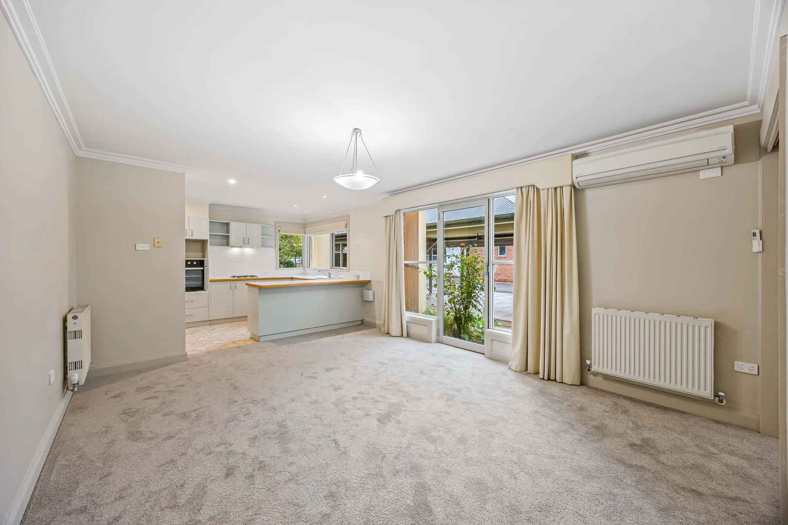 Additional image 6 of 2/102 Drummond Street North, Ballarat Central VIC 3350
