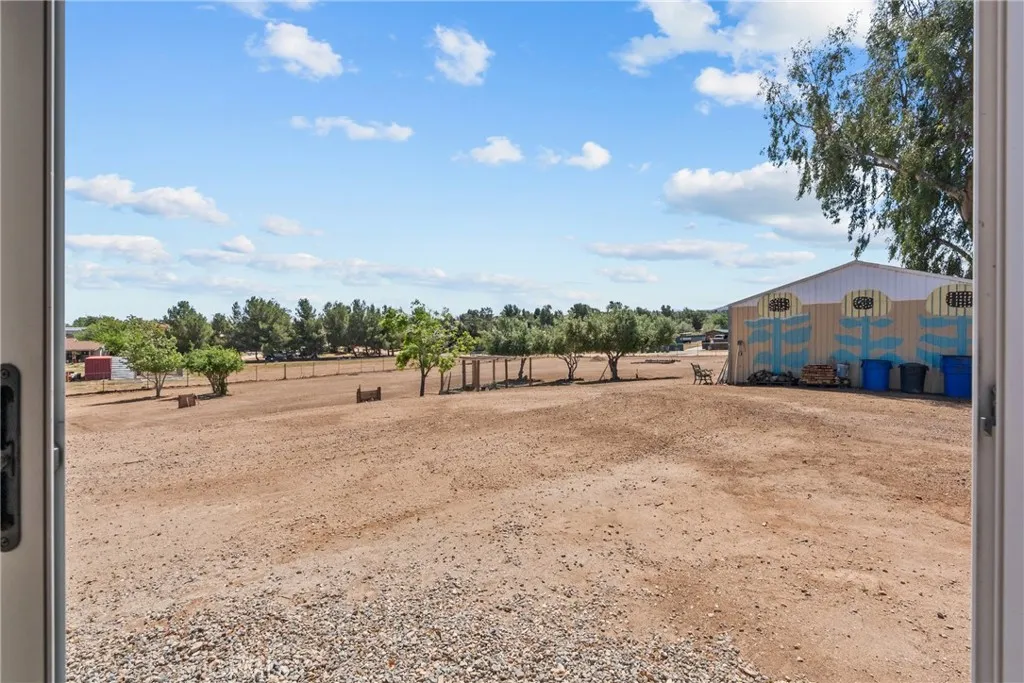 Additional image 104 of 3521 E Avenue T4, Palmdale, CA 93550
