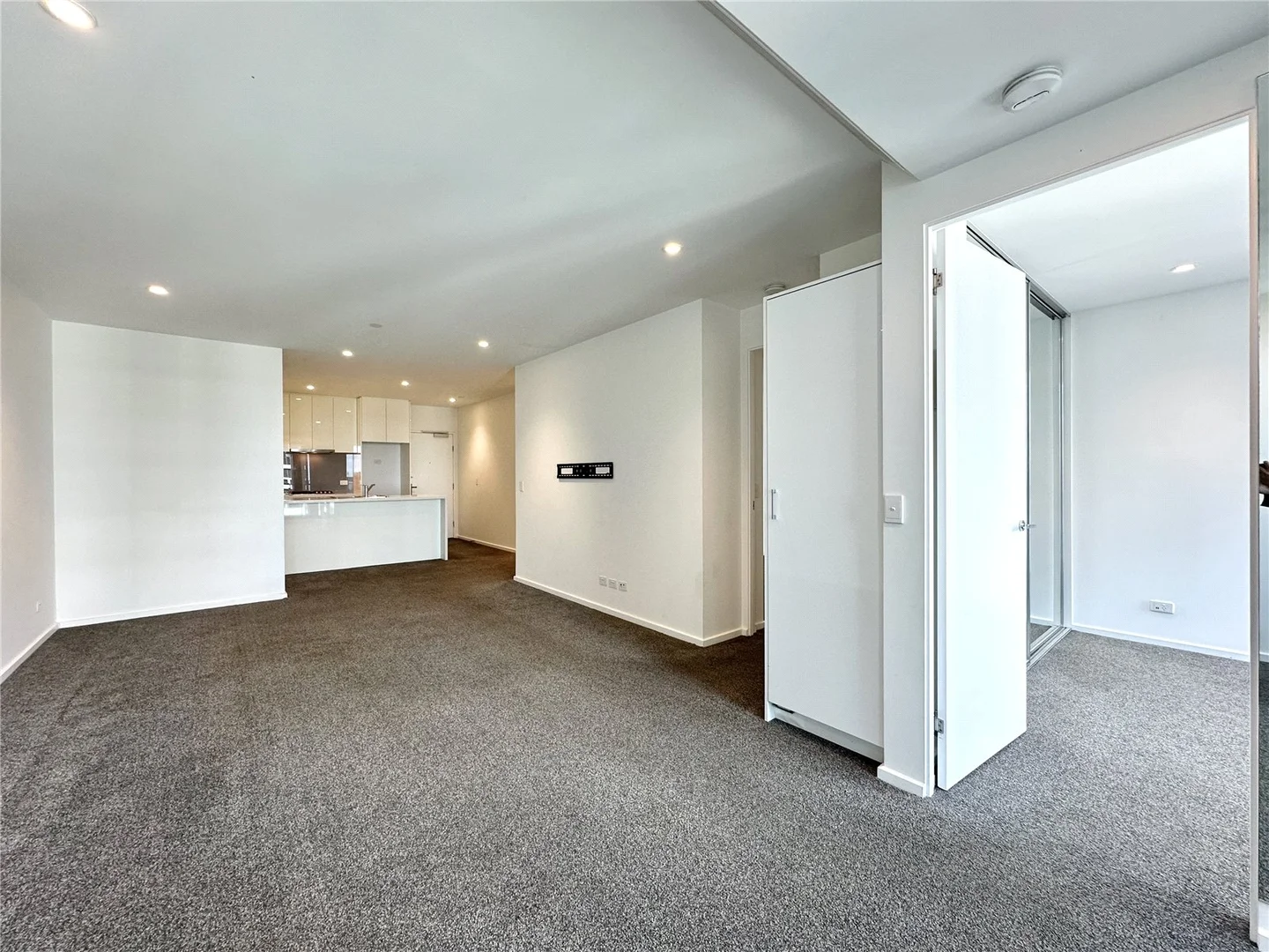Additional image 3 of 4202/618 Lonsdale Street, Melbourne VIC 3000