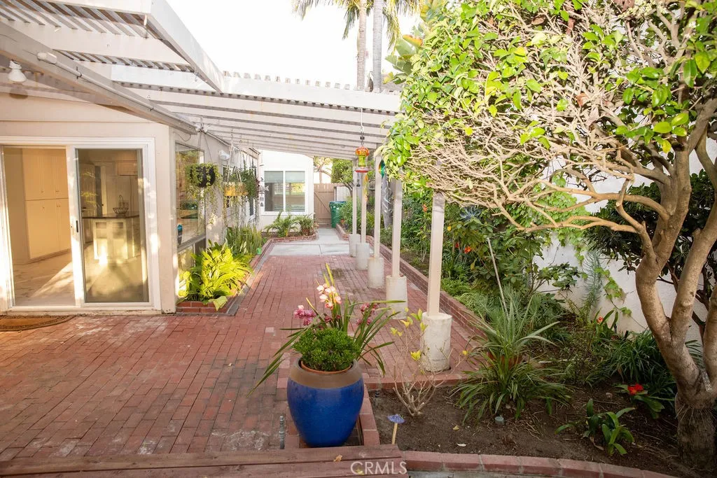 Additional image 29 of 42 Almond Tree Ln, Irvine, CA 92612