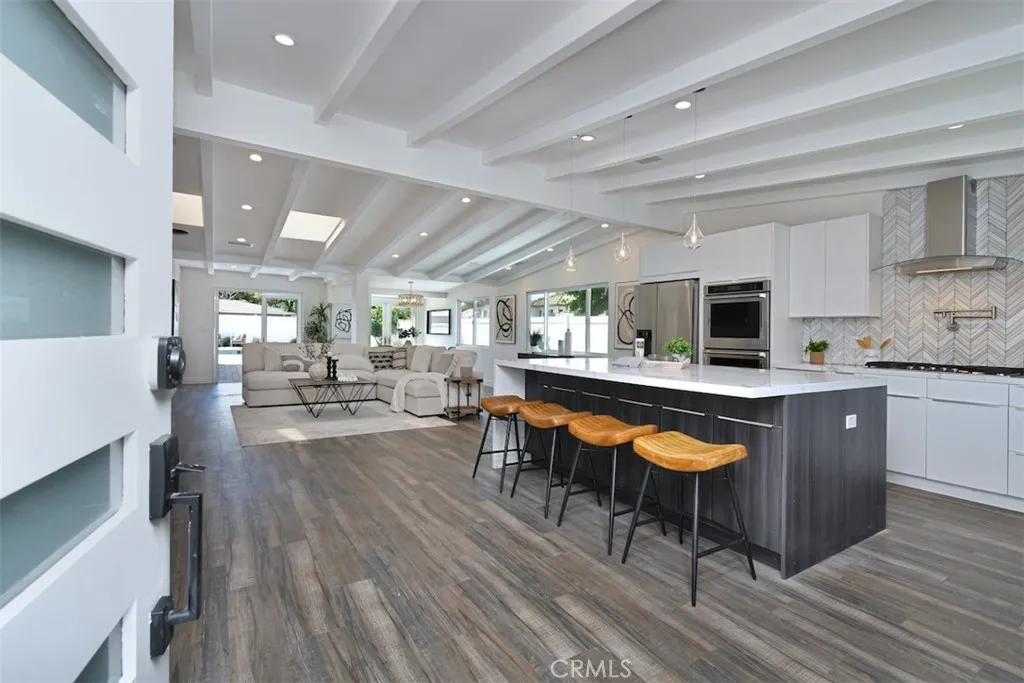Additional image 11 of 15576 Hesby St, Encino, CA 91436