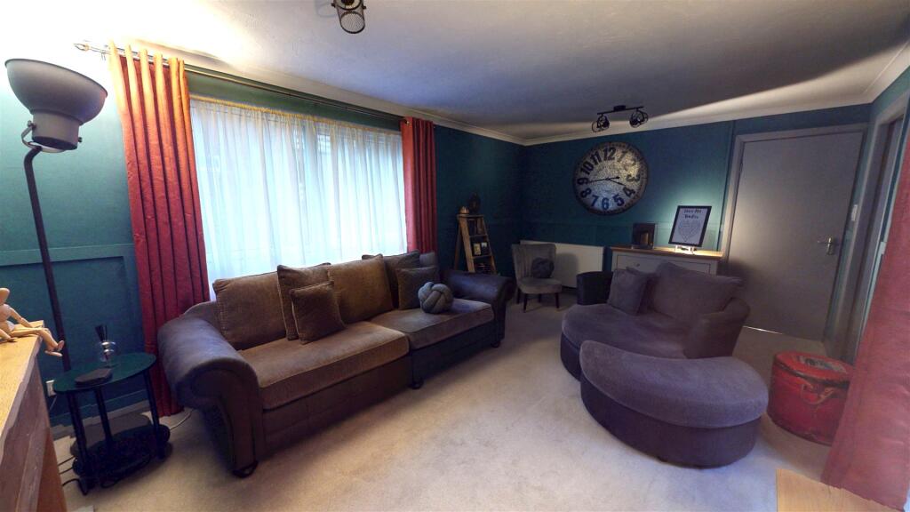 Additional image 6 of Frizley Gardens, Bradford