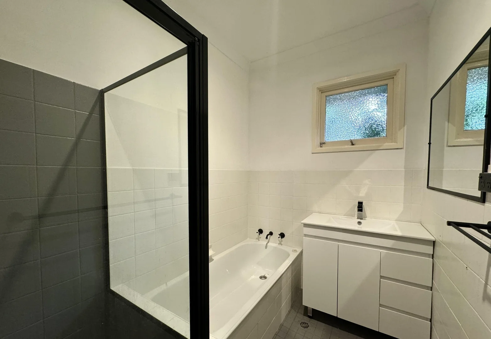 Additional image 6 of 10 Mattes Way, Bomaderry NSW 2541