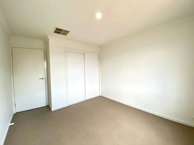 Additional image 17 of 10 Grevillea Circuit, Maidstone VIC 3012
