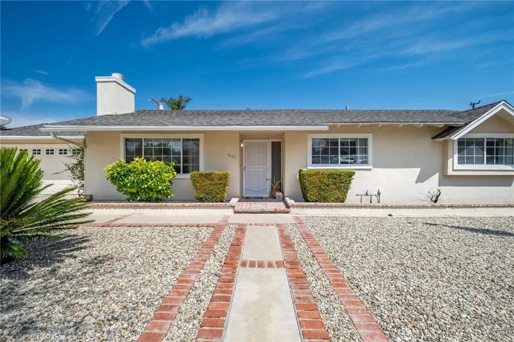 1607 Blackwall Dr, Simi Valley, CA 93063 photo 3
