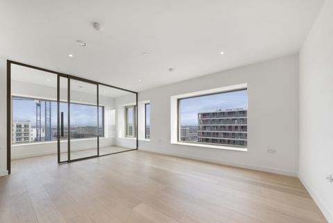 Deanston Building, Riverscape E16