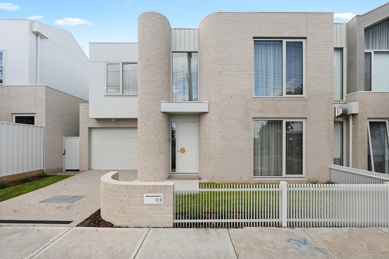 10B Watt Avenue, Oak Park VIC 3046