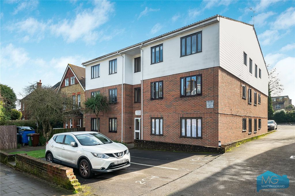 2 bed flat for saleStation Road, New Barnet, Barnet EN5