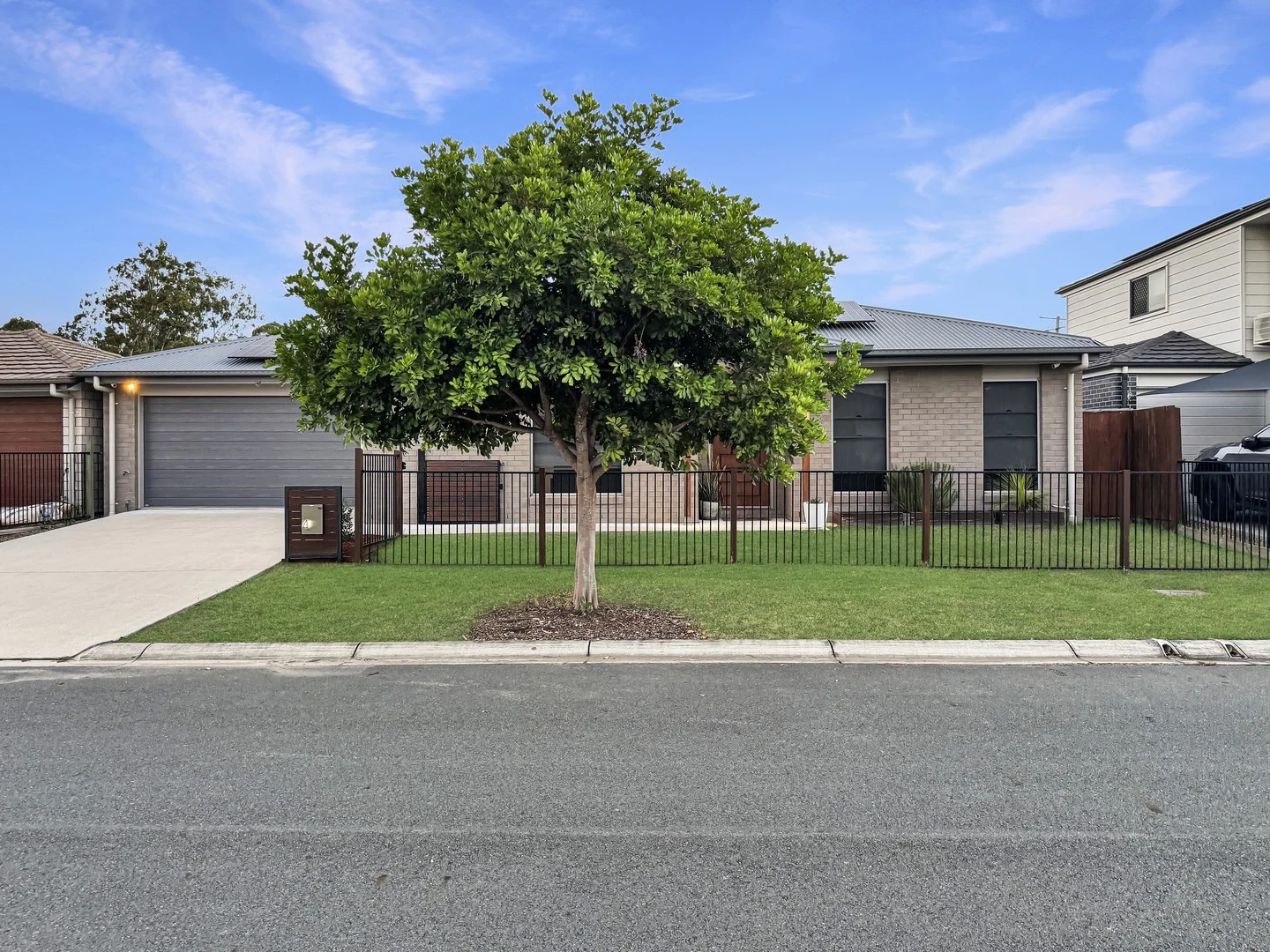 4 Dannielle Circuit, Lawnton QLD 4501