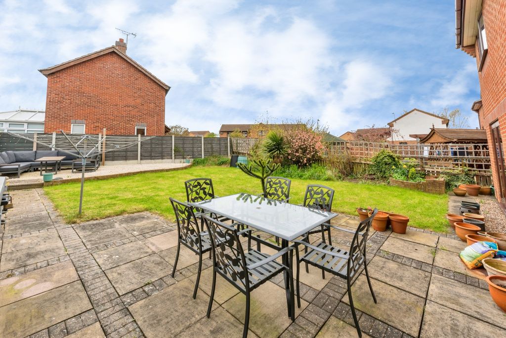 Additional image 12 of 4 bed detached house for saleRavendale Close, Grantham NG31