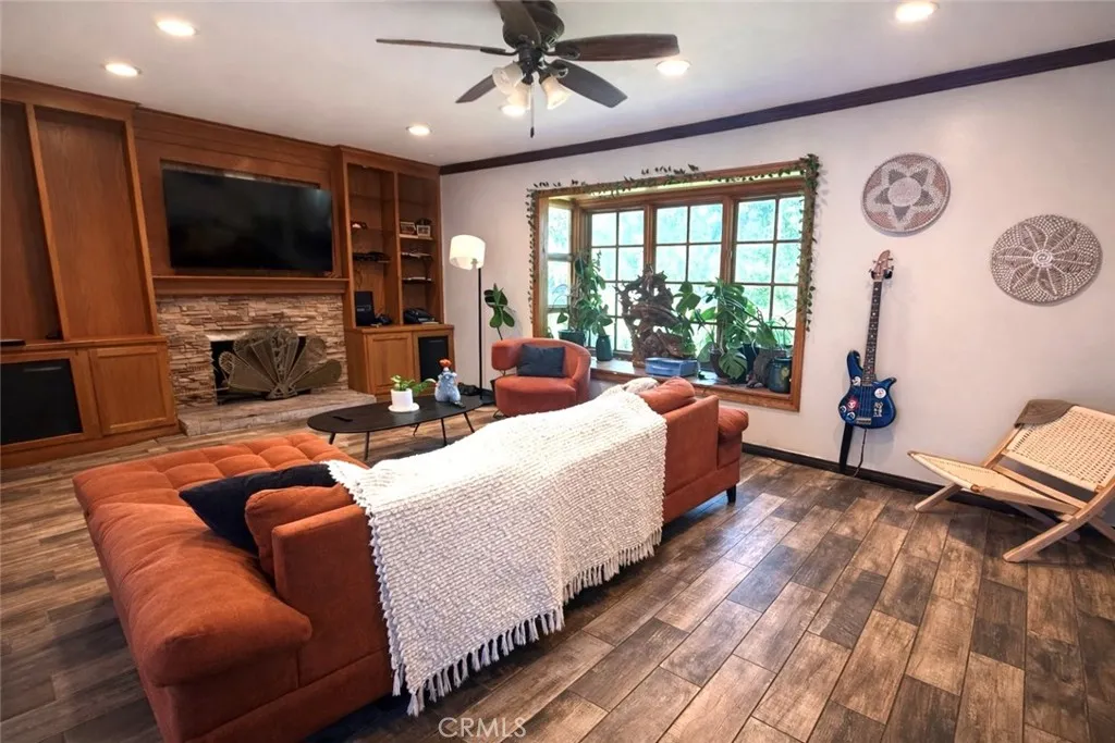 Additional image 3 of 23352 El Perro St, Lake Forest, CA 92630