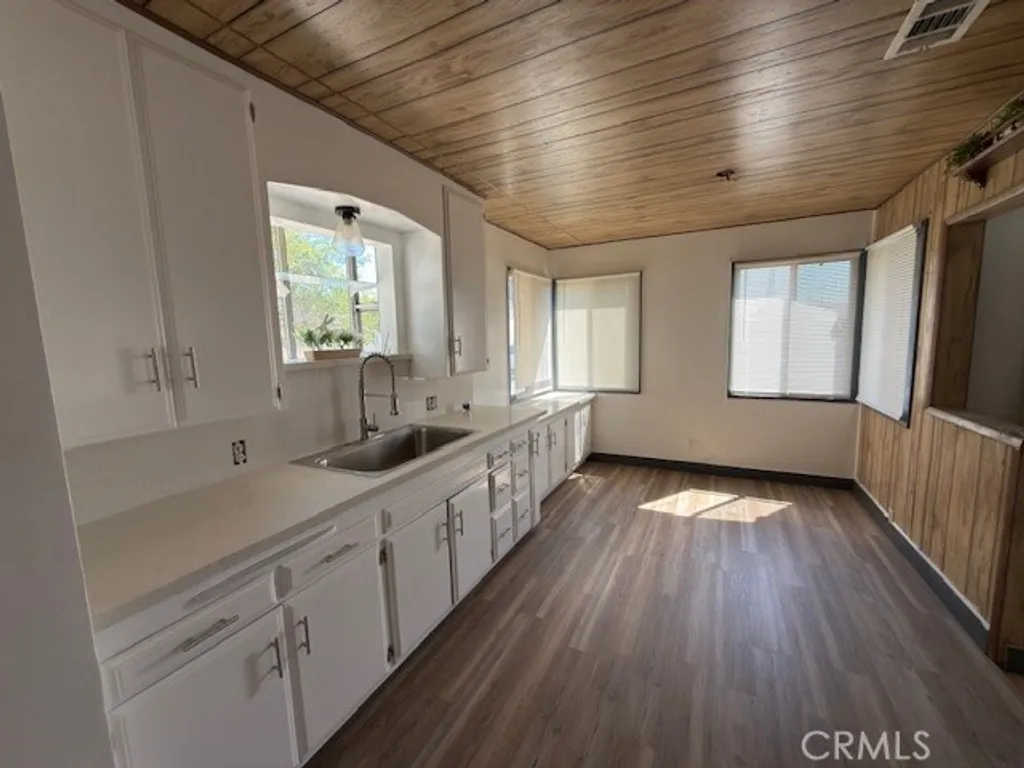 Additional image 4 of 9067 Cedar St, Bellflower, CA 90706