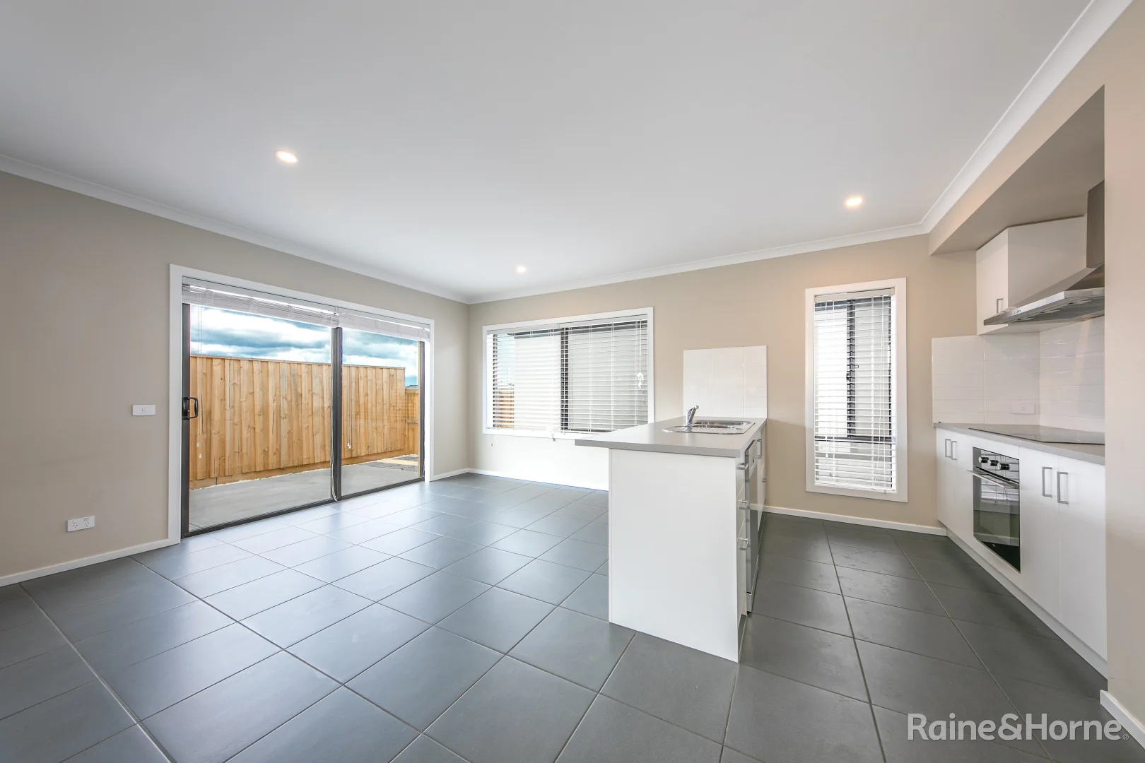 Additional image 3 of 23 Vilana Drive, Sunbury VIC 3429